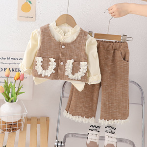 Vente en gros 2025 Vêtements pour filles Nouveaux ensembles de vêtements pour filles d'automne Ensembles roses pour filles Ensembles trois pièces - Product Image 6