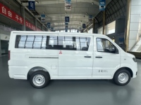 Véhicules utilitaires électriques 13 places LHD de 4,9 m, autonomie de 250 km