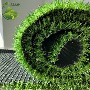 Fabricant de <span class=keywords><strong>gazon</strong></span> artificiel, prix bas, haute qualité, utilisé pour l'aménagement paysager, les jardins et la <span class=keywords><strong>d</strong></span>écoration des hôtels, <span class=keywords><strong>gazon</strong></span> synthétique ignifuge - Product Image 3