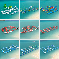 Équipement d'amusement aquatique commercial personnalisé pour la plage, parcours d'obstacles flottant, parc aquatique gonflable pour adultes en eaux ouvertes