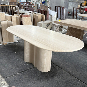 Tavolo da Pranzo in <span class=keywords><strong>Travertino</strong></span> a Grana Neutra Dream Home, con Piedistallo Monolitico Ondulato e Curvo, Bordo Ovale Arrotondato Morbido, Tavolo da Cena di Lusso Wabi - Product Image 4