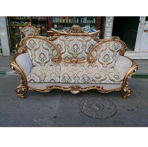 Elegante Sofá de Tres Plazas en Madera de Teca en Color Oro Antiguo, Hecho a Mano en Madera Sólida con Diseño Lujoso, Perfecto para Sala de Estar - Product Image 1