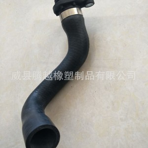 Tubo Superior de Agua para BMW 17127531579, Manguera de Ventilación de Goma para Turbocompresor, Repuesto para E90 Serie 1 - Product Image 3