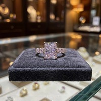 Bague en moissanite taille radiant de qualité supérieure en argent sterling 925 pour femme, idéale pour les fêtes, mariages et fiançailles - En vente
