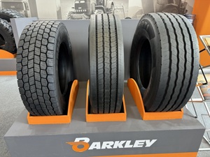 BARKLEY BL225 모든 위치 뜨거운 판매 315/80R22.5 프리미엄 타이어 태국 고무 트럭 타이어