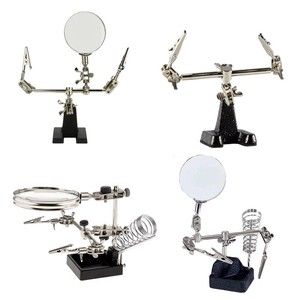 أداة مساعدة يدوية حامل لحام من جهة ثالثة مع مشابك وزجاج مكبرة للكهربائيين الهواة - Product Image 5