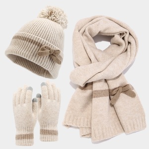 BSBH <span class=keywords><strong>Pas</strong></span> <span class=keywords><strong>Cher</strong></span> Prix Sport Tricot Écharpe Chapeau Écran Tactile Gants Ensembles Chaud Pom Pom Tricoté <span class=keywords><strong>Bonnet</strong></span> Hiver En Plein Air Chapeau Écharpe Gants - Product Image 4