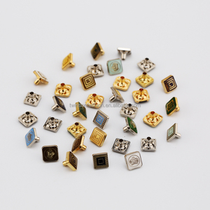 Tùy Chỉnh Bốn Nút Kim Loại Kẽm Hợp Kim Áo Choàng Khóa Vàng Nút Nhà Sản Xuất Cho Hồi Giáo Áo Sơ Mi Vuông Mô Hình Mạ Kỹ Thuật - Product Image 4