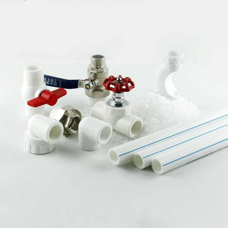 Производство труб и фитингов PPR для подачи воды 1.0Mpa DIN стандартный зеленый/белый цвет 20*2,0 мм