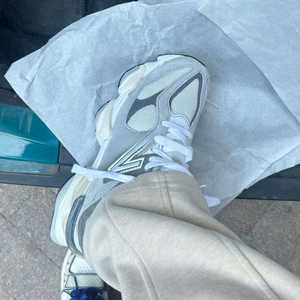 Nuove Scarpe Sportive di Alta Qualità 9060, Scarpe da Corsa alla Moda per Donna, Scarpe Casual da Tennis per Uomo - Product Image 6