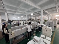 Étiquettes autocollantes en vinyle imprimées sur mesure, imperméables, avec protection UV partielle, pour autocollants cosmétiques sur les chips de pommes de terre