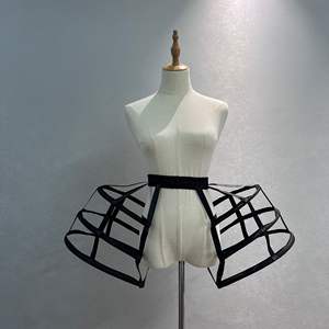 <span class=keywords><strong>Jupon</strong></span> spécial de performance pour robe de bal Lolita, style cage à oiseaux creuse <span class=keywords><strong>noir</strong></span> et blanc, avec 4 cerceaux et crinoline, pour costume de banquet - Product Image 3