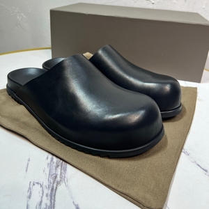 Designer Minimalist Men's Closed-toe Slippers, Genuine Cowhide Leather High-quality Handmade <b>Shoes</b> - Product Image 1