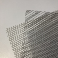 Grille de diffuseur de débit d'air en nid d'abeille en polycarbonate PC personnaliser 3.5mm
