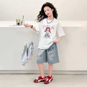 Set Estivo 2026 per Ragazze: Shorts in Denim e Maglietta a Maniche Corte Nuovo Stile per Bambini. Outfit in Stile Coreano per Ragazze - Product Image 4