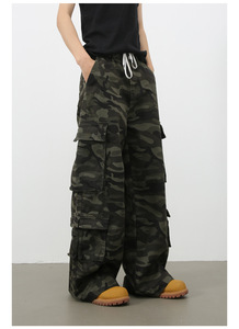 Pantalones de trabajo unisex con estampado de camuflaje, con múltiples bolsillos, estilo casual, corte holgado, ropa moderna y a la moda. - Product Image 6