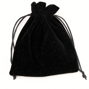 Bolsa de Regalo de Terciopelo Negra Personalizada con Logotipo, Bolsa de Joyería con Cordón de Gamuza para Empaque y Exhibición de Joyas - Product Image 4
