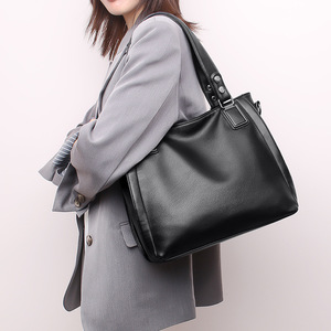 Messenger Bag Women's Handbag Trend Large Capacity Versatile Fashion Soft PU Leather Ladies Zipper Shoulder Bag - Product Image 4