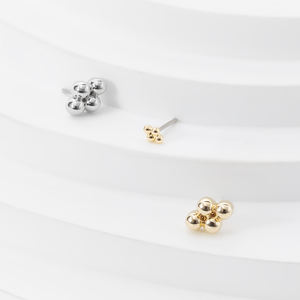 Brincos de Cartilagem Helix em Ouro Sólido 14K Sem Rosca, Estilo Trendy, com Bola de Ouro, Piercing Labret com Base Plana - Product Image 1