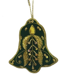 Adorno Navideño de Campana de Terciopelo Rojo Hecho a Mano de Primera Calidad con Bordado Zari y Decoración de Borlas con Cuentas - Product Image 3