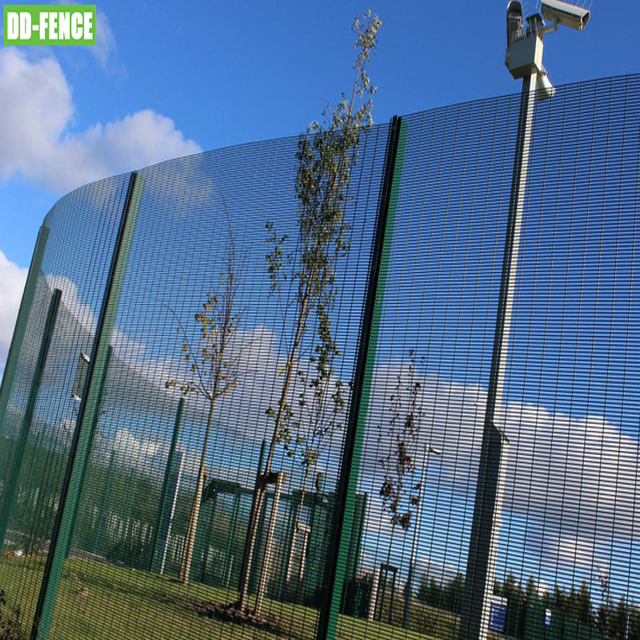 High Security Anti Climb Anti Cut 358 Welded Mesh Fence with CCTV Camera for Boundary Security System