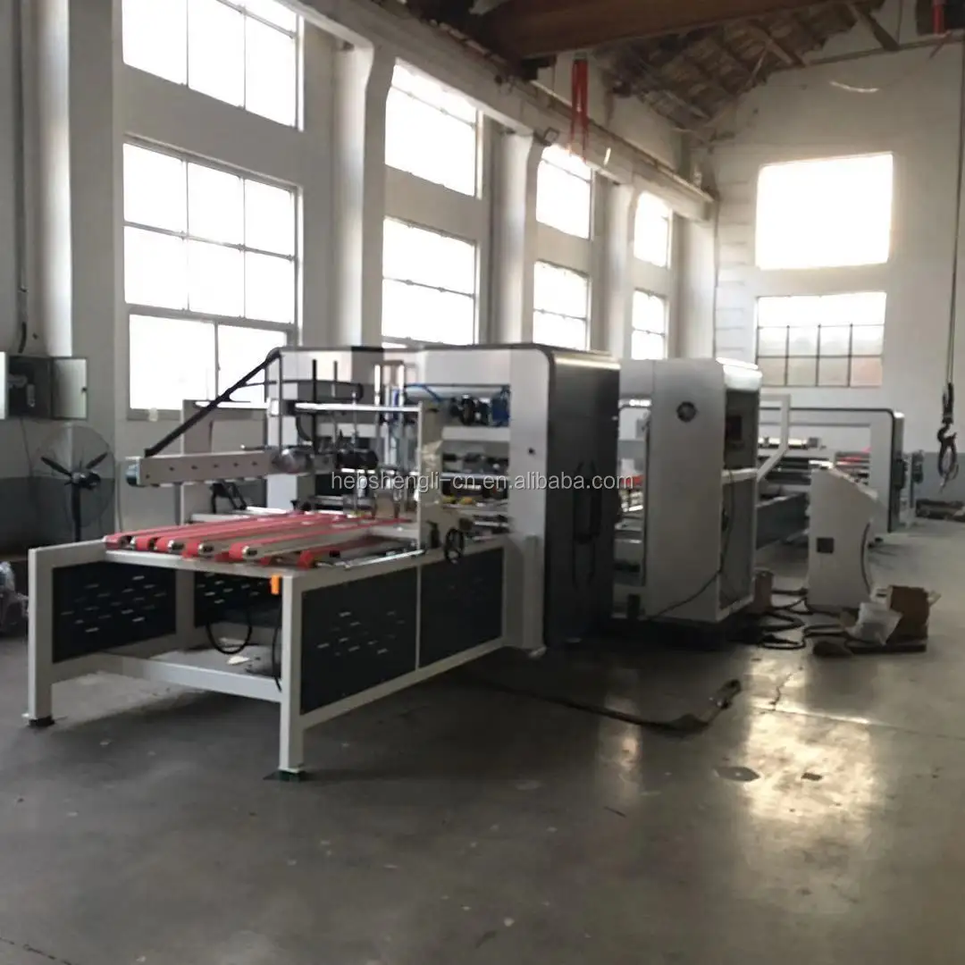 2600 Cartella di Cartone ondulato Gluer Pieghevole Macchina Incollaggio Pinzatura Automatica Scatola di cartone Cartella Gluer Stitcher 0.6-0.8mpa