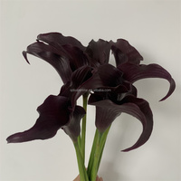 B-1046 Bunga Calla Lily Artifisial Kelas Atas dari Karet Lunak, Tangkai Tunggal, Bunga Dekoratif, Warna Hitam Merah, Calla Lilies Grosir