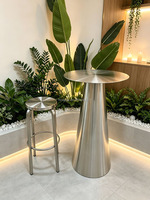 Tavolo Alto Moderno con Base Conica in Acciaio Inox Spazzolato e Sgabello da Bar Abbinato con Seduta Radiale per Casa, Bar, Scuola, Hotel