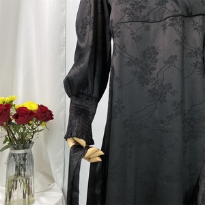 Fashion Modest Women Muslim <b>Dress</b> V-Neck Pleated Design Pretty Flowers Print Satin Islamic Turkey <b>Dress</b> 6572# - Product Image 3