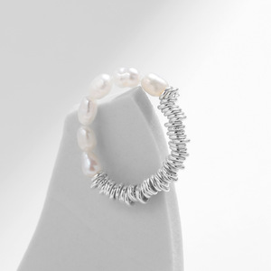 S925 Silver Freshwater Pearl & Crushed Silver <b>Stretch</b> Irregular Baroque Pearl Beaded Elastic <b>Ring</b> for Women - Product Image 4