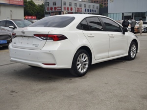 Hubei Yitong 2025 2024 Auto a Benzina Toyota Corolla Cross, Auto Cinese a Benzina, Prezzo Toyota Corolla Cross - Product Image 6