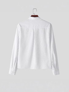 Chemises décontractées plissées unies à manches longues pour hommes, col à revers ample, boutonnées et respirantes – Vente en gros - Product Image 6