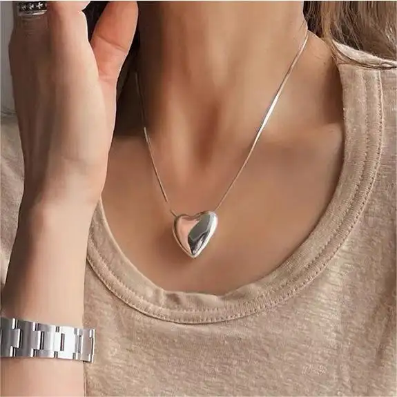 KMLS37012 Hoch polnischer Edelstahl Herz Liebe Halskette Große Silber Anhänger Halskette Frauen Schmuck