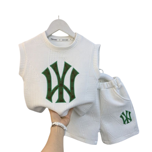 Nouvel ensemble de gilet pour garçons, logo blanc, 2 pièces, mode d'été, haut sans manches pour tout-petits + <span class=keywords><strong>short</strong></span>, coton respirant, tenue Instagram, 2-7 <span class=keywords><strong>ans</strong></span> - Product Image 1