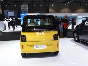 Электромобиль Wuling Air Ev: компактный и манёвренный городской автомобиль |   Удобная парковка для городских водителей по всему миру - Product Image 5