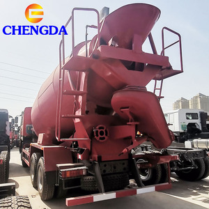 Camión Mezclador de Concreto SINOTRUK HOWO 6*4 de 10 Ruedas, Diésel, 336hp, 380hp, 400hp - Product Image 3