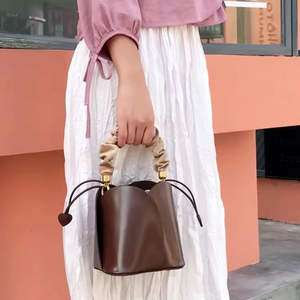 Nouveau sac seau 2025, sac à bandoulière tendance et multifonctionnel pour femme - Product Image 4