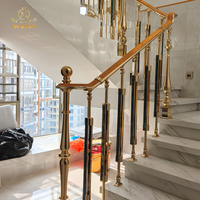 Rampe d'escalier moderne en aluminium et laiton, finition miroir, facile à nettoyer, hauteur réglable pour escaliers et hôtels, durable