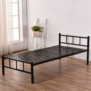 <span class=keywords><strong>Lit</strong></span> simple bon marché <span class=keywords><strong>Lit</strong></span> simple portable en acier Lits en fer forgé bon marché - Product Image 4