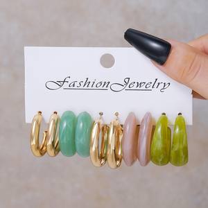 Ensemble de boucles d'oreilles créoles fantaisie en alliage de zinc avec perles d'imitation pour femme, idéal pour les soirées 2024 - Product Image 5