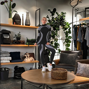 Ensemble de vêtements de sport pour le yoga, vêtements de sport minceur 2023, tricot sans couture, rayé, manches longues, deux pièces, vêtements de fitness, motif imprimé - Product Image 3