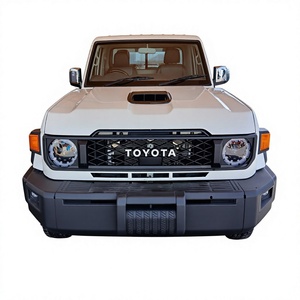 Griglia di Ventilazione Anteriore Bianca Usata per Toyota Land Cruiser J120, Veicolo Utilitario Fuoristrada - Product Image 1