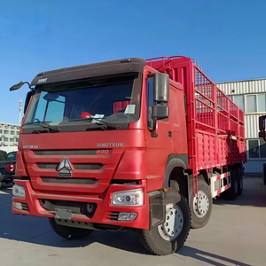 Le camion HOWO 8x4 fiable, équipé d'un système de freinage avancé, assure un <span class=keywords><strong>transport</strong></span> <span class=keywords><strong>routier</strong></span> sécurisé. - Product Image 3