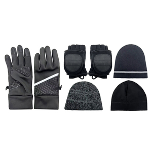 Set di Lusso in Cotone con Cappello, Guanti e Calzini, Design Diversi Fatti a Mano, Elegante <span class=keywords><strong>Regalo</strong></span> Invernale Promozionale <span class=keywords><strong>per</strong></span> <span class=keywords><strong>Lei</strong></span>, <span class=keywords><strong>San</strong></span> <span class=keywords><strong>Valentino</strong></span> - Product Image 1
