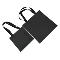 Sacs cadeaux en papier de luxe réutilisables avec impression de logo UV personnalisée, pour maquillage, cosmétiques, cadeaux pour femmes et filles