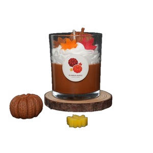 Bougies en cire de soja parfumées à la crème glacée aux fraises, faites à la main, design aromathérapie fantaisie, motif fruit unique pour le bricolage (vente en gros) - Product Image 2