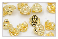 Bouchon d'oreille La boucle d'arc derrière les goujons Boucles d'oreilles Bouchons à clous Fixation en métal antidérapante Boucle d'oreille Boucle d'oreille Bouchon Boucles d'oreilles Retour