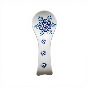 ที่วางช้อนเซรามิกทำมือเพ้นท์ลายด้วยมือ DAFNI BIG PAZAR มีสินค้าในสต็อก ผลิตที่อิสตันบูล ล้างด้วยมือเท่านั้น ไม่สามารถใช้กับเครื่องล้างจานได้ - Product Image 1