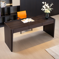 Bureau d'ordinateur minimaliste italien de designer pour la maison, le bureau ou le salon – Table de travail moderne et luxueuse