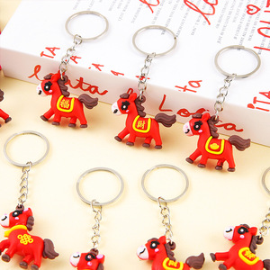 Porte-clés en plastique en forme de cheval, porte-clés de dessin animé pour cadeau du Nouvel An lunaire - Product Image 3